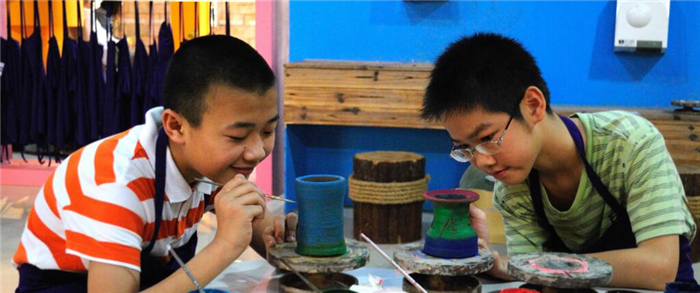 丑小鱼手创馆加盟条件 丑小鱼手创馆加盟条件