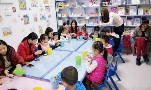 萌卡纳儿童绘本手工加盟条件 萌卡纳儿童绘本手工加盟条件