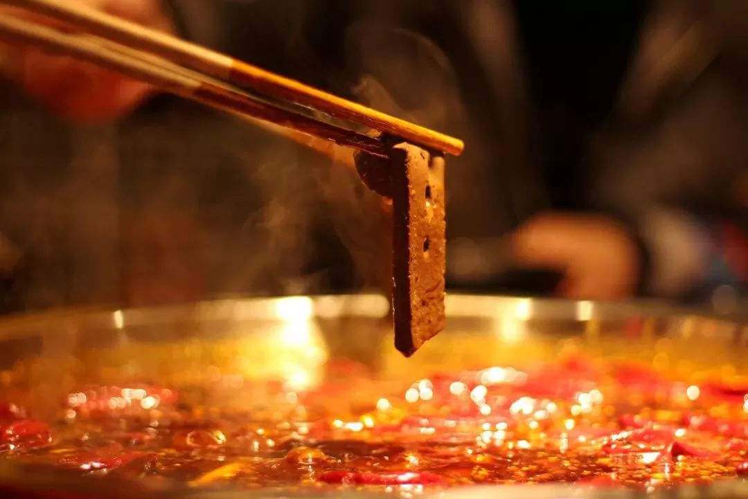 谭鸭血老火锅加盟条件 谭鸭血老火锅加盟条件