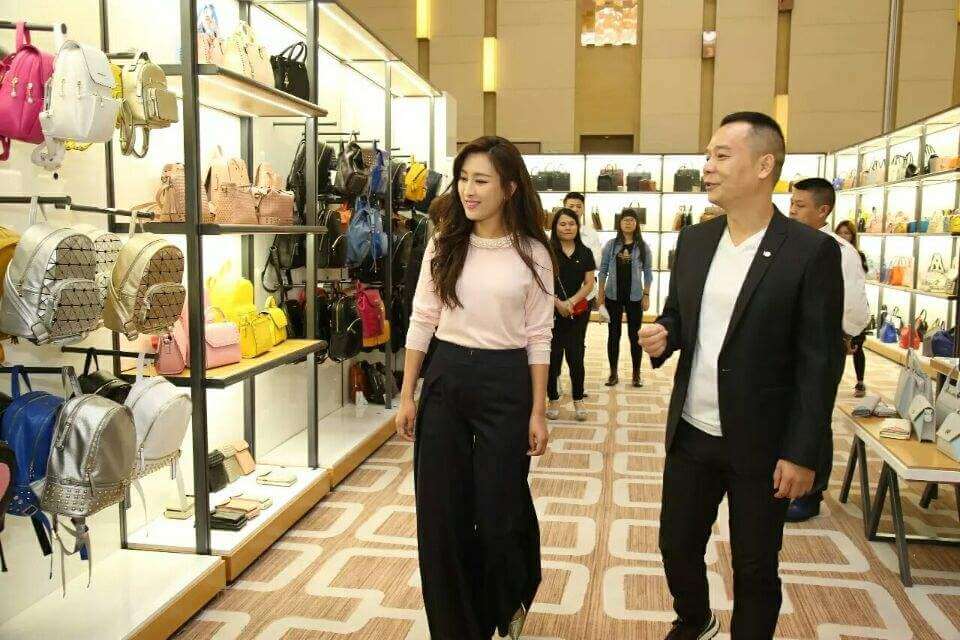 稻草人皮具加盟条件 稻草人皮具加盟条件