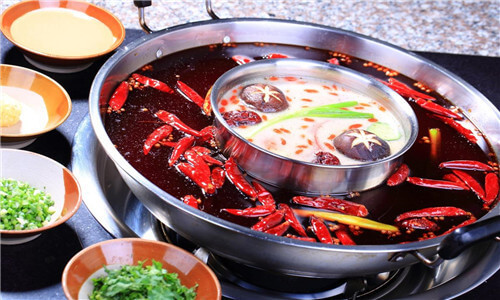 小蓝帽火锅加盟优势 小蓝帽火锅加盟优势