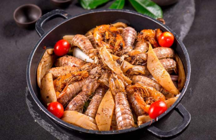 川成元麻辣香锅加盟优势 川成元麻辣香锅加盟优势