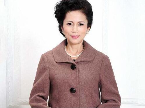 水卉曼中老年服装加盟费用 水卉曼中老年服装加盟费用