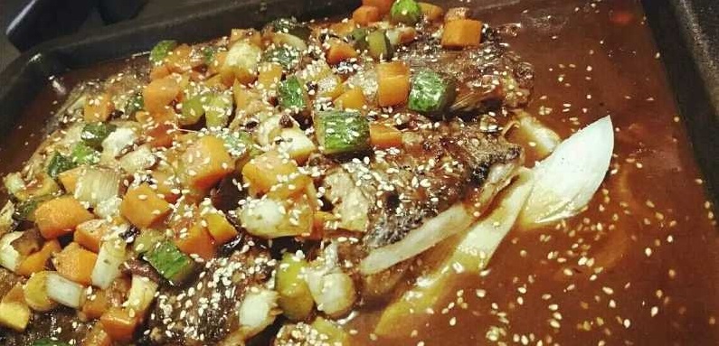 江边人家巫山烤全鱼加盟流程